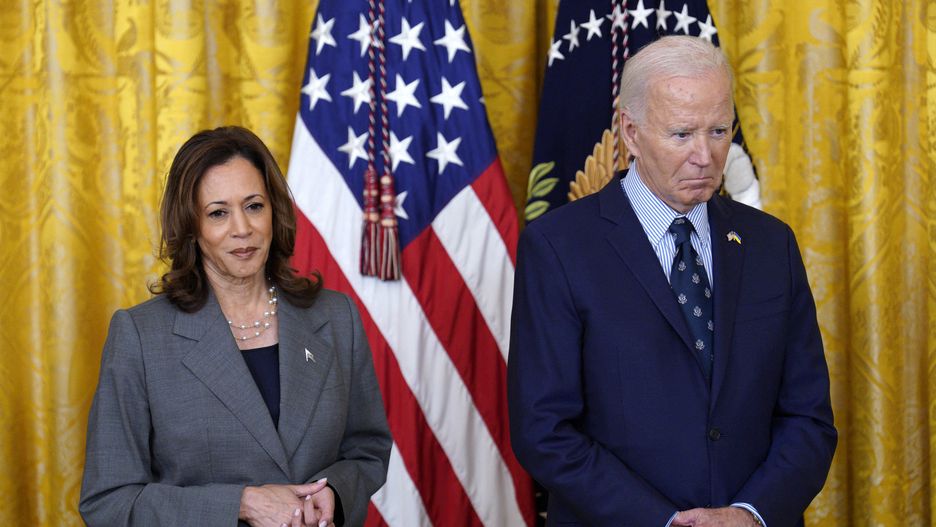 Joe Biden and Kamala Harris on gun violence - Washington
US President Joe Biden with Democratic presidential nominee and Vice President Kamala Harris holds an event on addressing the scourge of gun violence in America in the East Room at the White House in Washington on September 26, 2024. Photo by Yuri Gripas/ABACAPRESS.COM 
Dostawca: PAP/Abaca
Gripas Yuri/ABACA
NEWS
