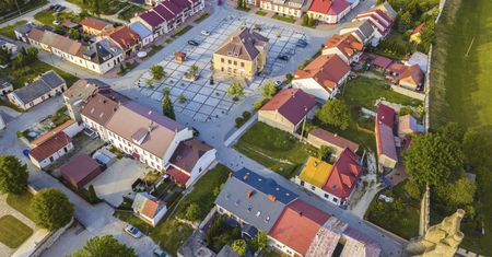 Szydłów, czyli polskie Carcassonne. To jedno z najpiękniejszych miejsc w regionie