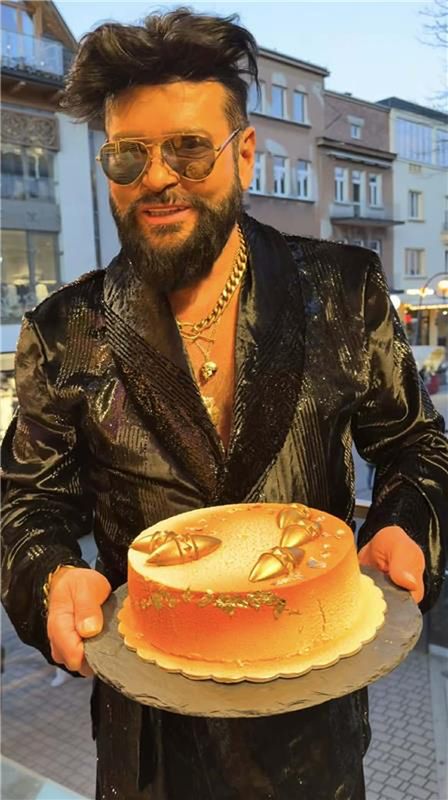 Krzysztof Rutkowski i jego tort