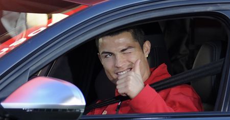 Cristiano Ronaldo otrzymał luksusowe auto. Jest warte fortunę