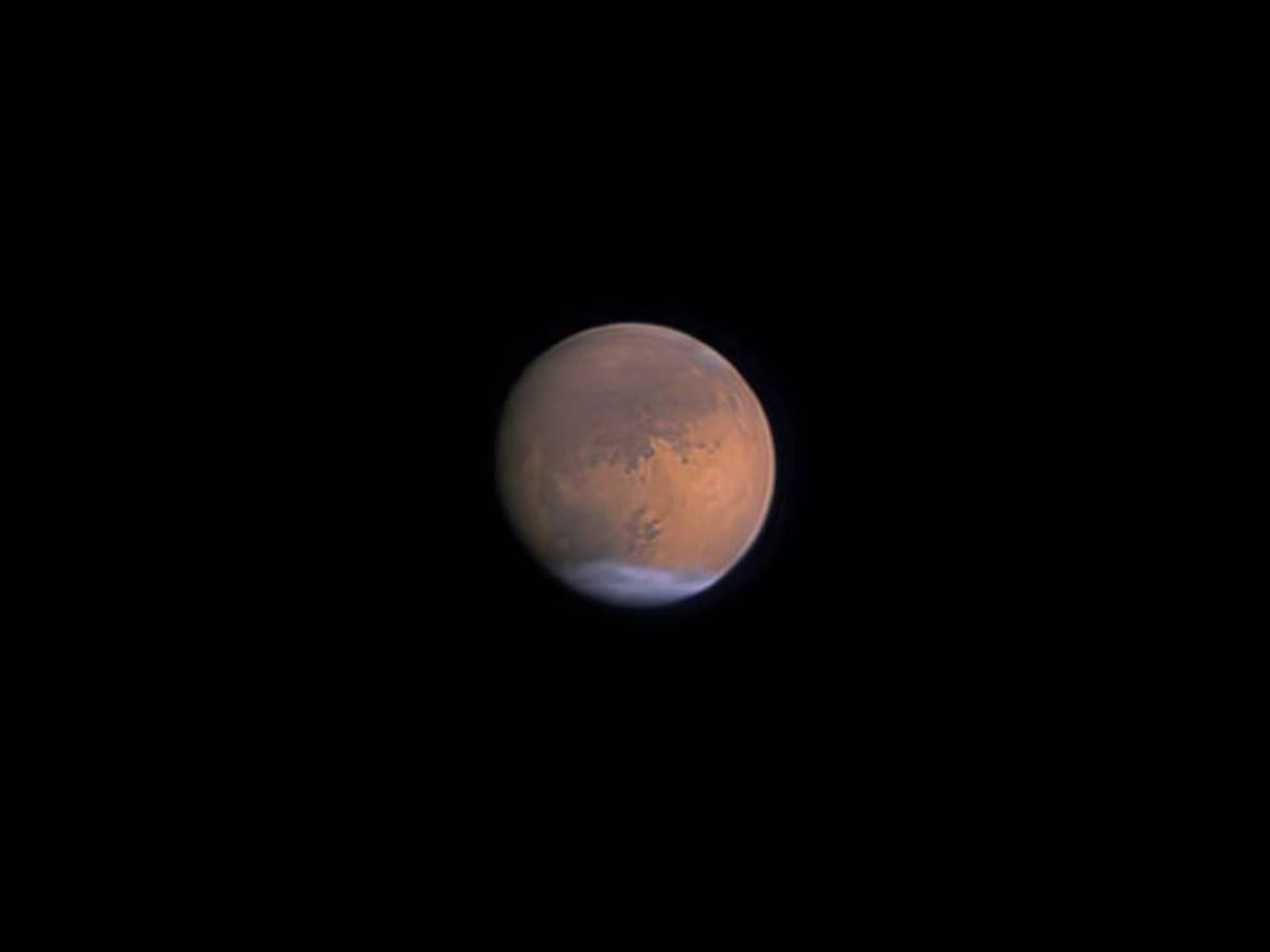 Sfotografował Marsa, który znajduje się obecnie blisko Ziemi