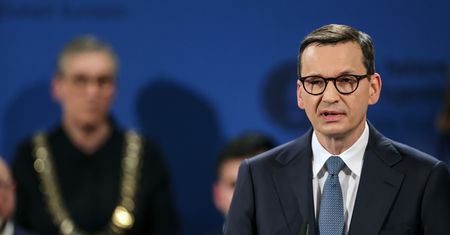 "Płacą nam 45 euro, żądać będą 20 tys. euro". Premier uderza w Unię Europejską