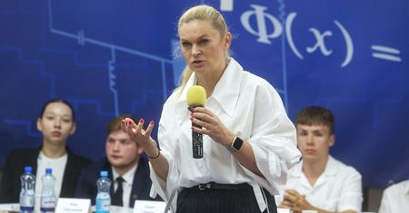 Taka jak Czarnek? Nowacka walczy z Rymkiewiczem [OPINIA]