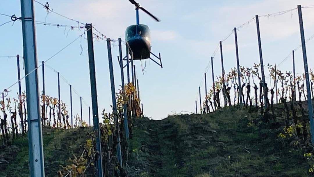 Rolnik z woj. lubuskiego użył helikoptera do walki z przymrozkami 