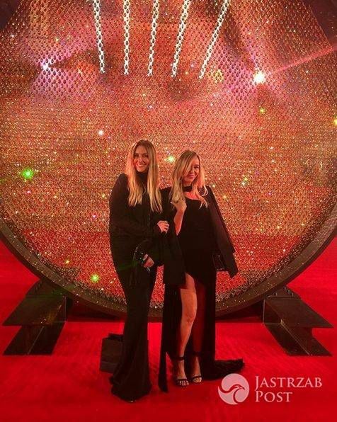 Joanna Przetakiewicz ze znajomą na imprezie British Fashion Awards w Londynie