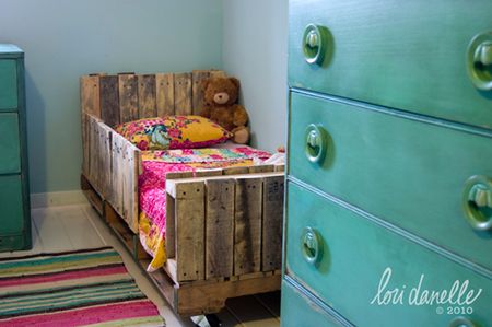 Toddler Pallet Bed