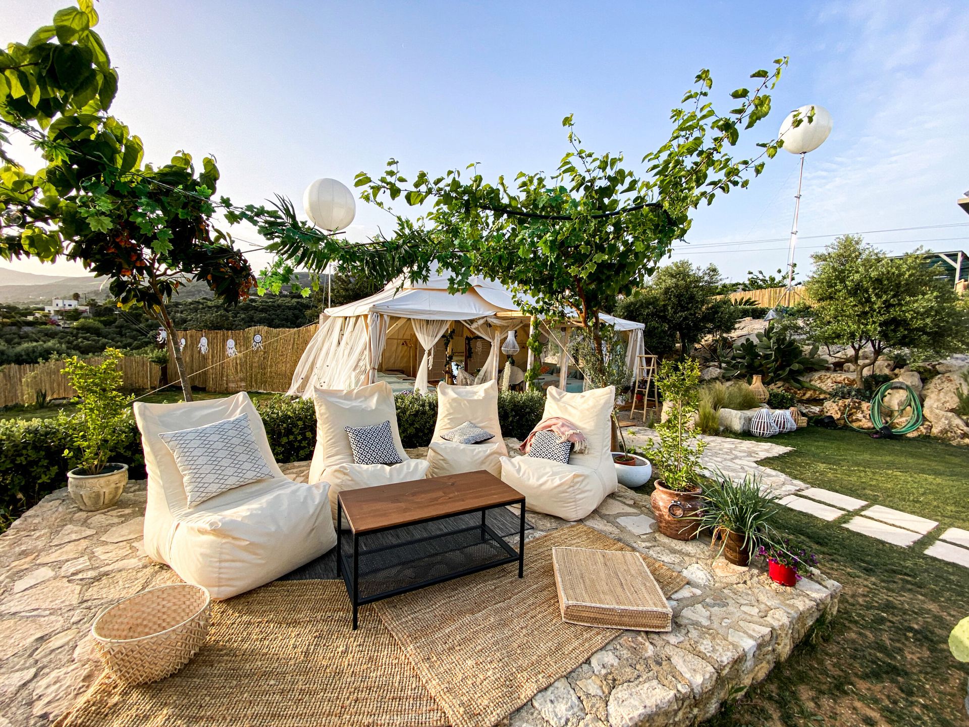 40 kontra 20 - glamping