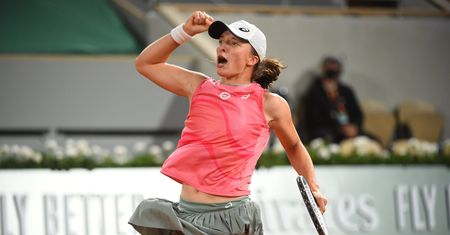 Iga Świątek awansowała do ćwierćfinału French Open.