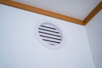 Czy Twoja wentylacja działa poprawnie? 4 symptomy problemów