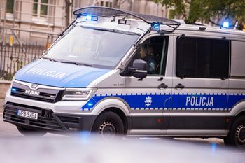 Nocna ucieczka kierowcy. Osiem listów gończych
