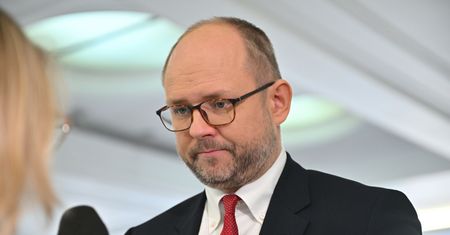 Człowiek Nawrockiego zabiera głos po odesłaniu orderu
