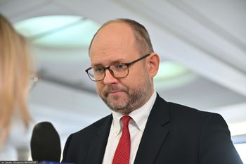 Człowiek Nawrockiego zabiera głos po odesłaniu orderu