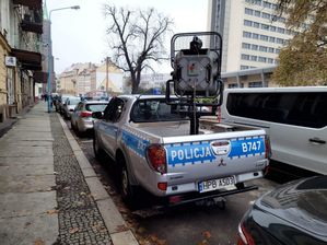 Legnica. Protesty i policja podczas spotkania z prezesem PiS