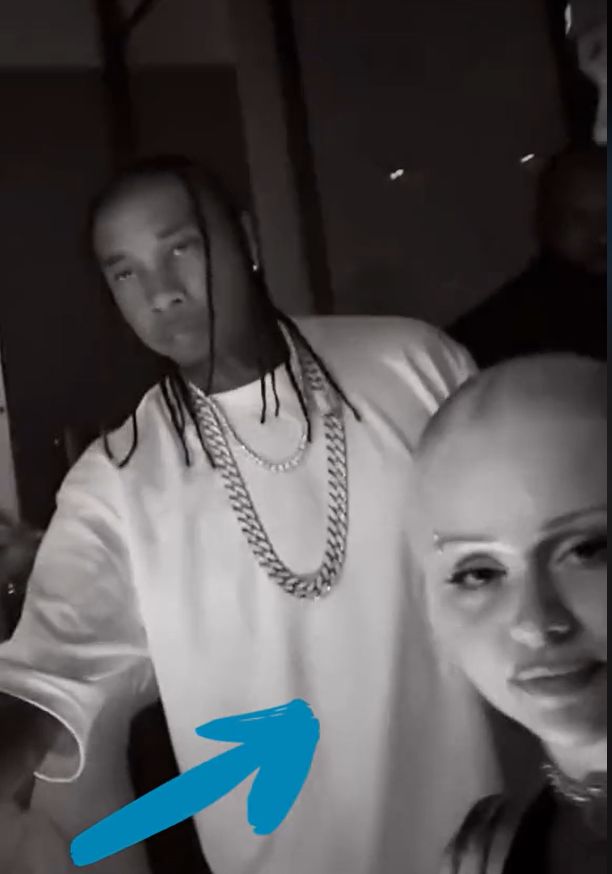 Lila Janowska imprezuje z Tygą