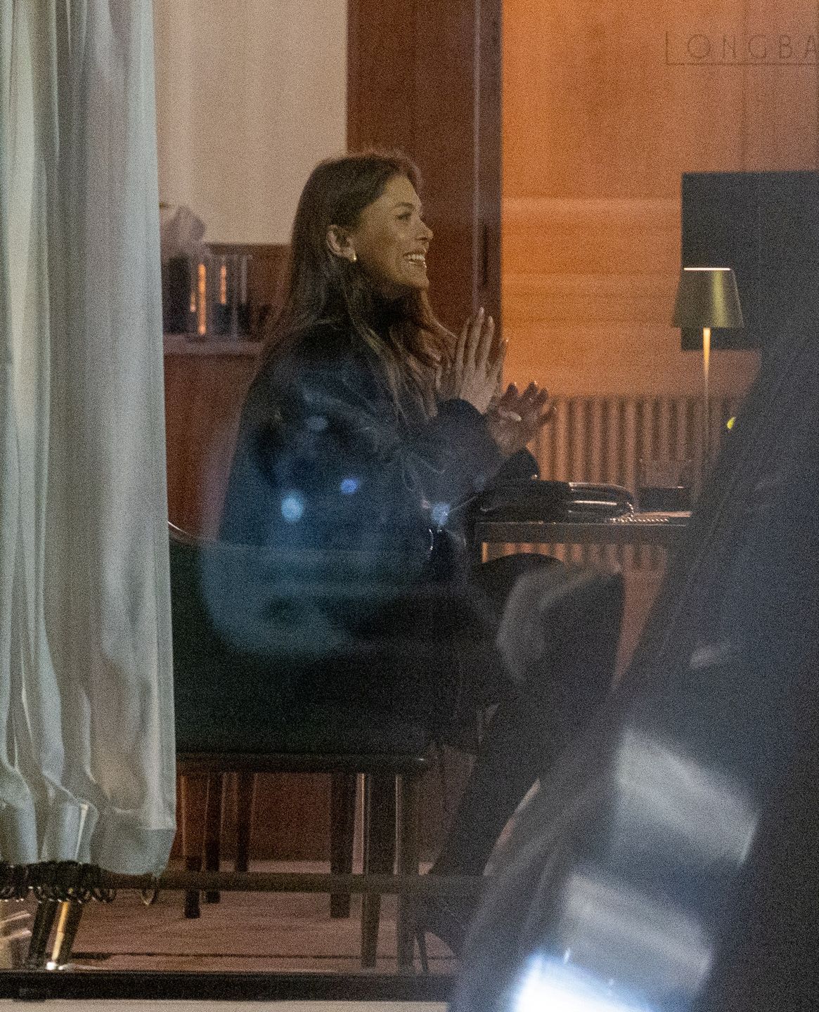 Joanna Opozda "przyłapana" na kolacji w najdroższym hotelu w Warszawie