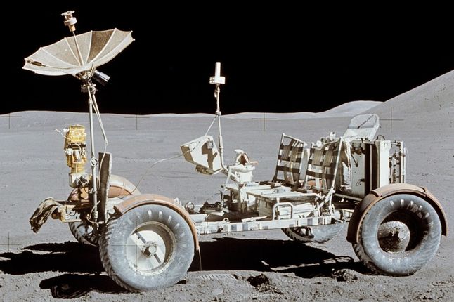 Prawdziwy LRV - pojazdy tego typu wykorzystano w trzech misjach Apollo