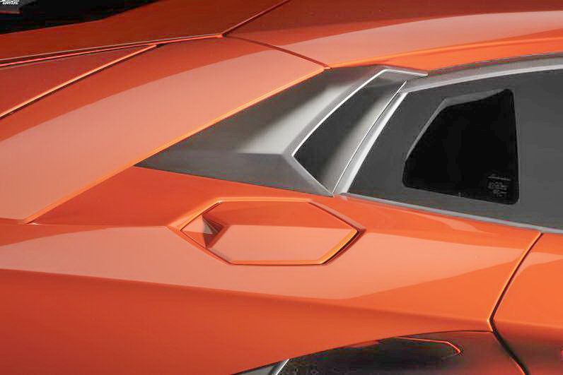Lamborghini LP700-4