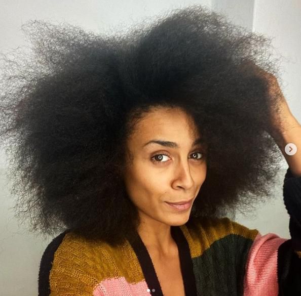 Aleksandra Szwed z fryzurą w stylu "afro". Zdjęcie z Instagrama