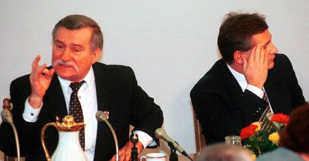 Tak wyglądali polscy politycy w latach 90-tych (DUŻO ZDJĘĆ)