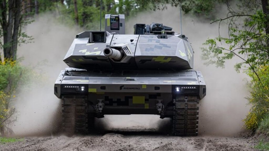 KF51 bazuje na kadłubie Leoparda 2A4 z nową wieżą Future Gun System Rh 130 z armatą kaliber 130 mm