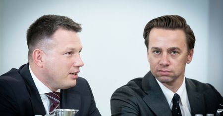 Najnowszy sondaż partyjny. Duży spadek Konfederacji