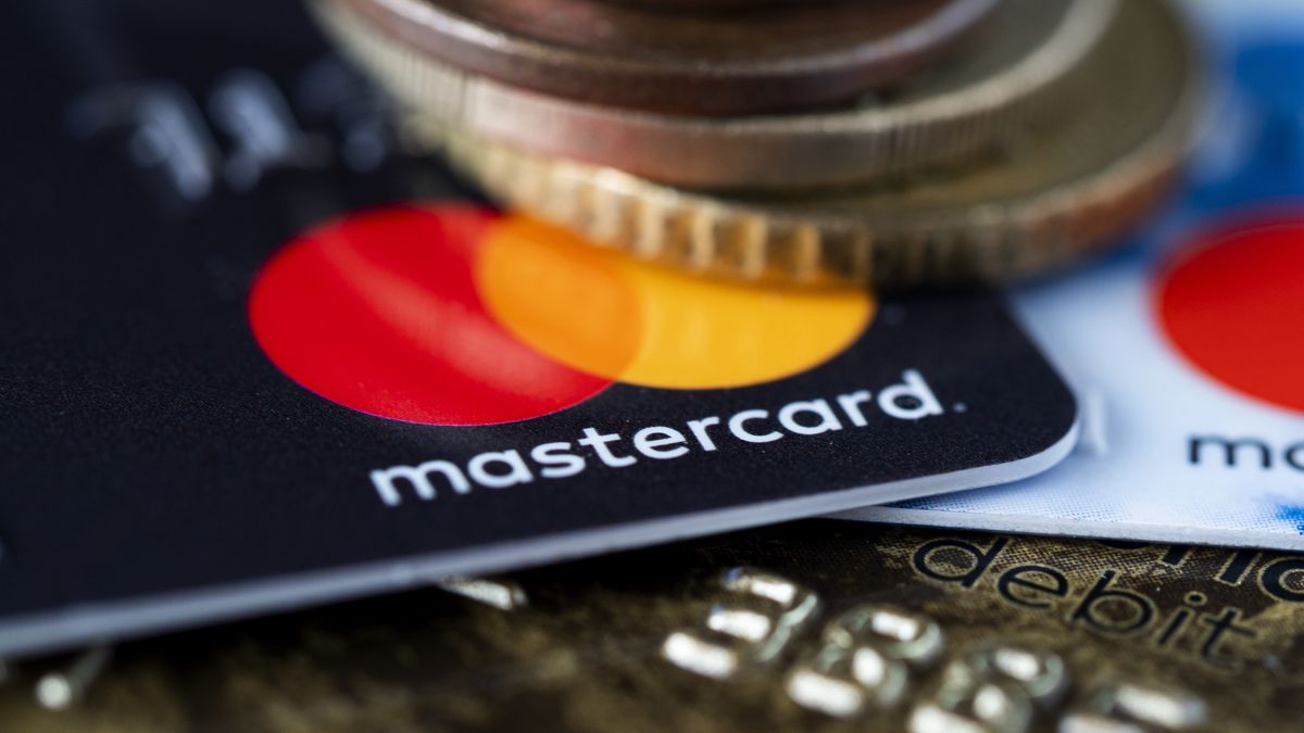 Mastercard zwiększa opłaty o 400 proc. Ucierpi handel online z Brytyjczykami