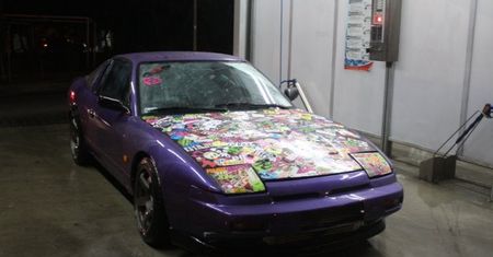 Sticker Bomb Tuning - mania naklejania [galeria]