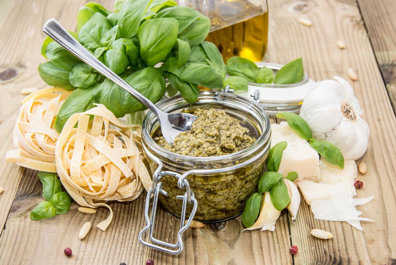 Włoskie pesto. Jak je przygotować?
