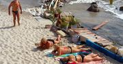 W Odessie miksują życie wojenne ze zwykłym. "W dzień na plaży, a w nocy w schronie"