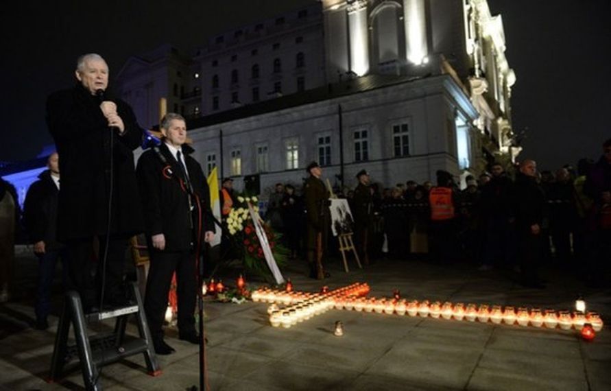 Sondaż: czy Lech Kaczyński zasługuje na pomnik w reprezentacyjnym miejscu Warszawy?