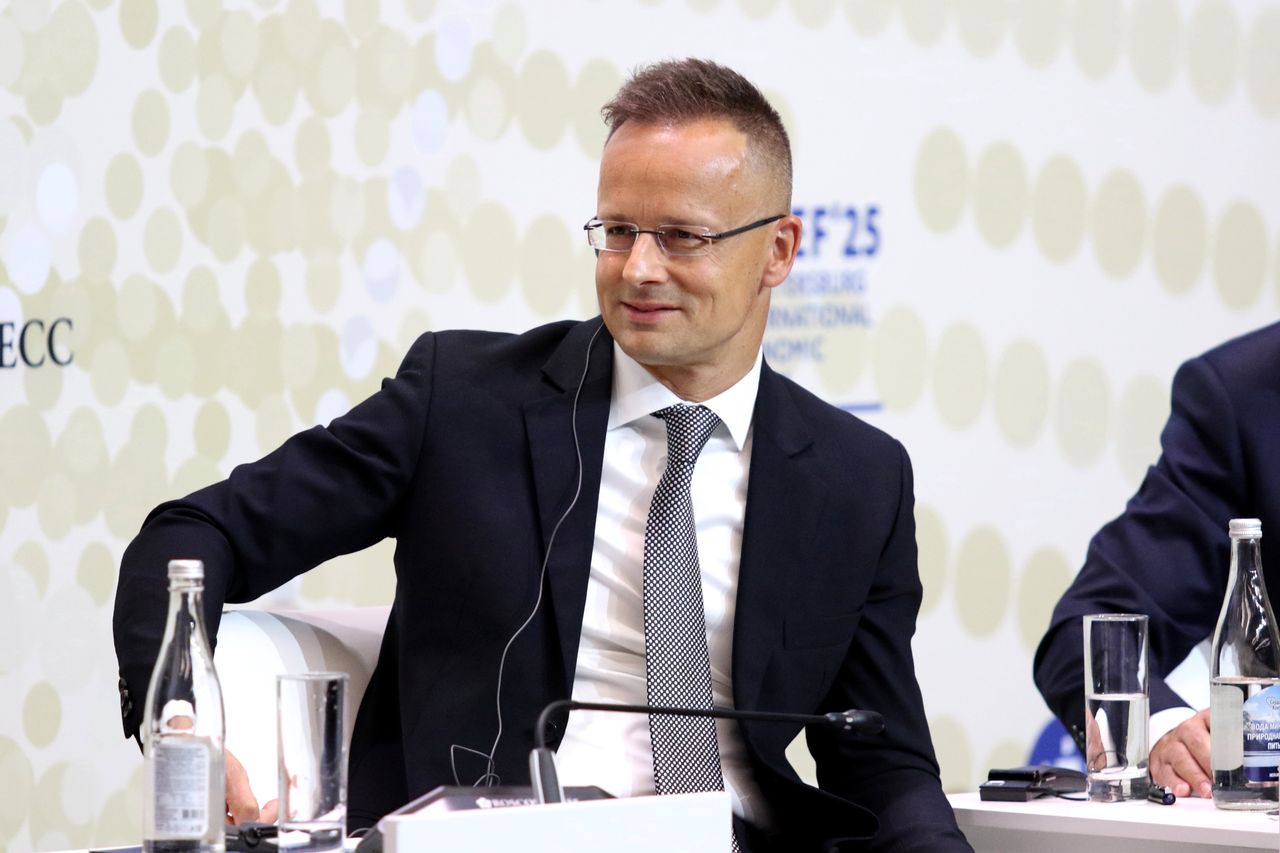 Węgierski MSZ uderza w KE. "Żyją w iluzji"