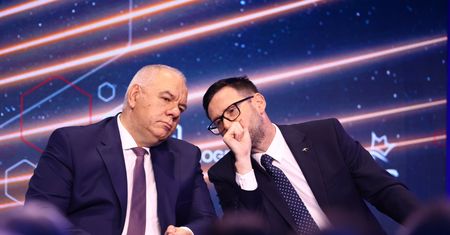 Kontrowersje wokół dostępów Obajtka. Sasin zabrał głos
