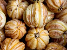 Garcinia cambogia – właściwości, działanie, skutki uboczne, jak stosować