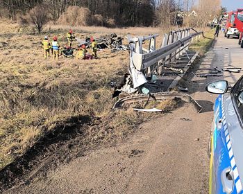 Poważny wypadek na S5 na wysokości Bożenkowa. Zderzenie dwóch samochodów ciężarowych