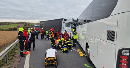 Nowe doniesienia o tragedii w Austrii. "Wszystkie pojazdy miały polskie rejestracje"