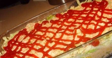 Przepis na sałatkę gyros. Idealna na sylwestra