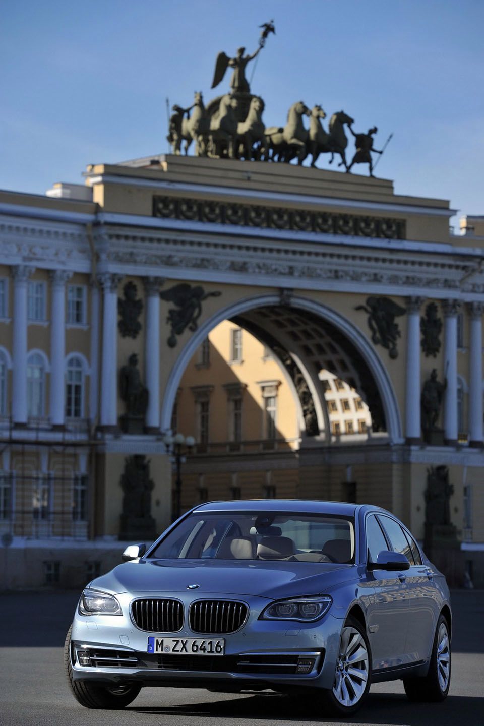 BMW serii 7 na rok 2013 - megagaleria niemieckiego okrętu flagowego 269