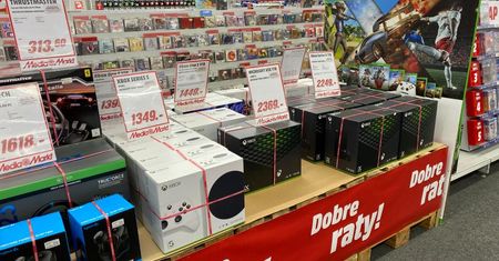 Xbox Series X i Xbox Series S trafił do sklepów. Tak jakby