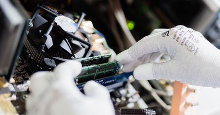 Ogromne podwyżki cen pamięci DDR5. Wszystko przez branżę AI