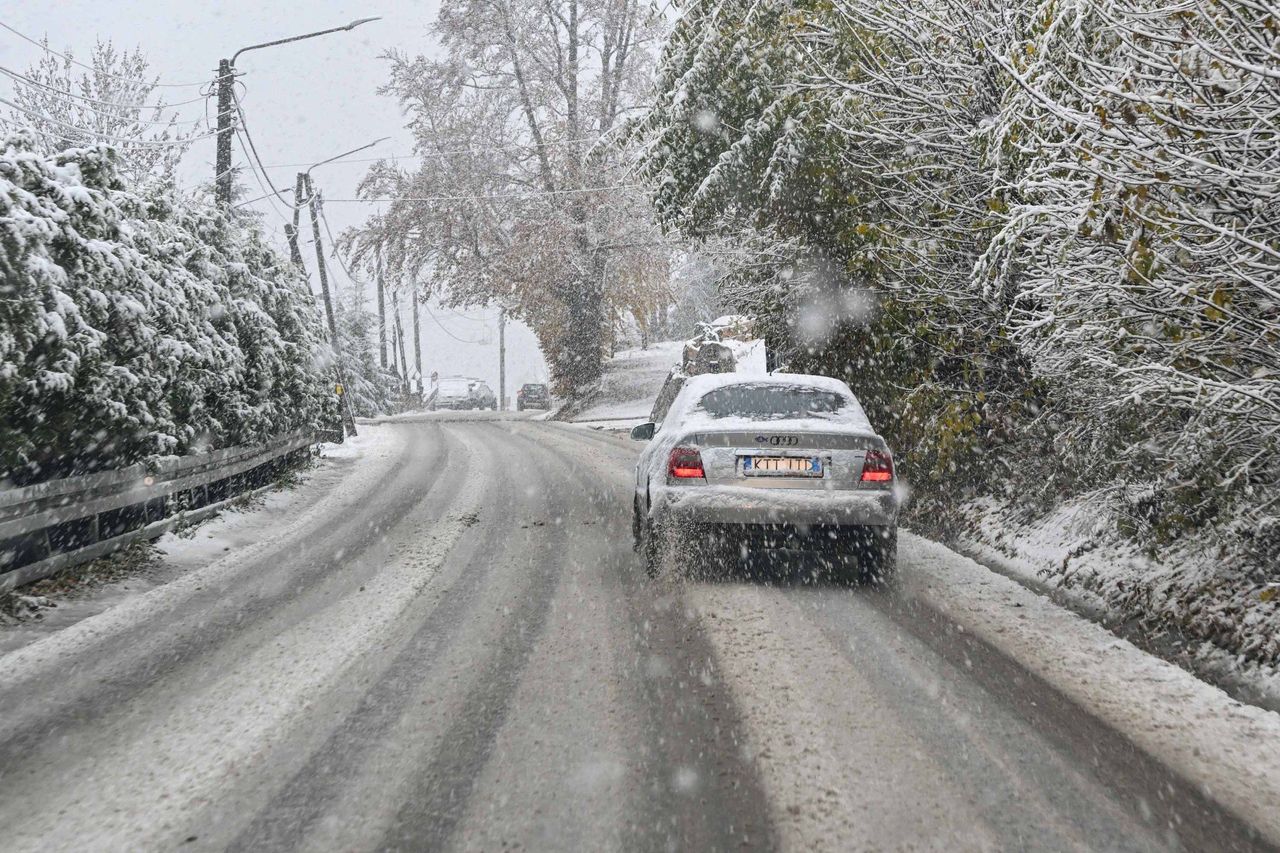Podkarpacie: Intensywne opady śniegu. IMGW zapowiada alerty I i II stopnia