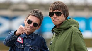 Nowy Bond z muzyką Oasis? Kultowy zespół na liście producentów