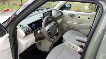 Unia chce tańszych aut. Oto, co może być "wycięte" z nowych samochodów