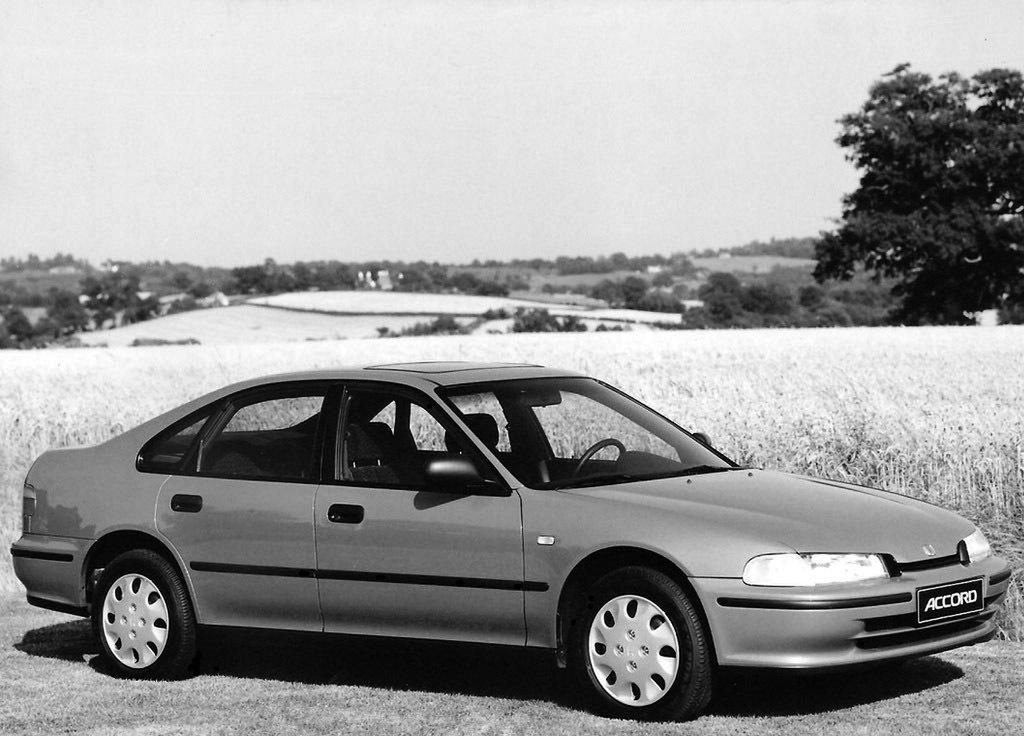 Honda Accord V