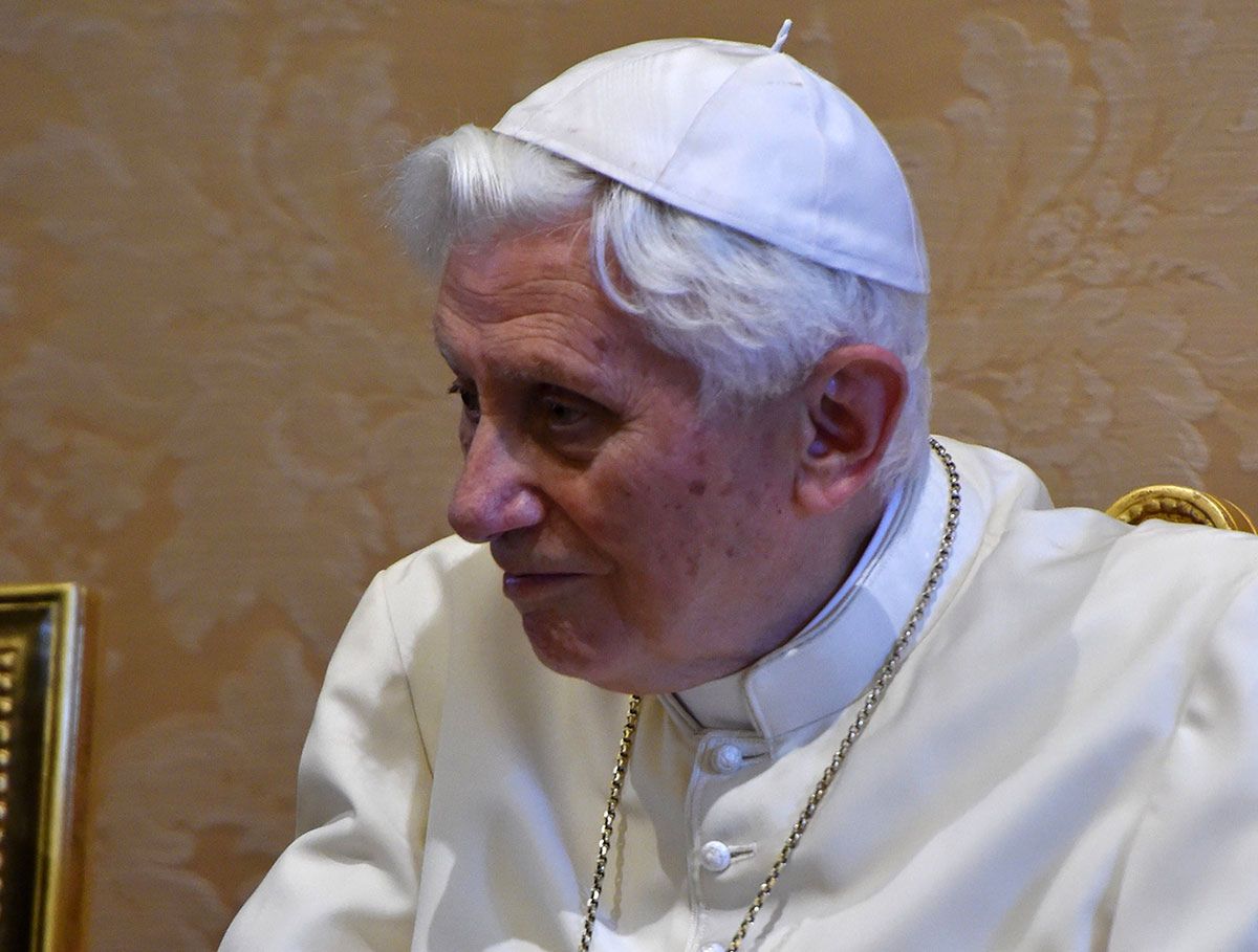 Burza wokół Benedykta XVI. Czy papież-emeryt naprawdę jest autorem książki?