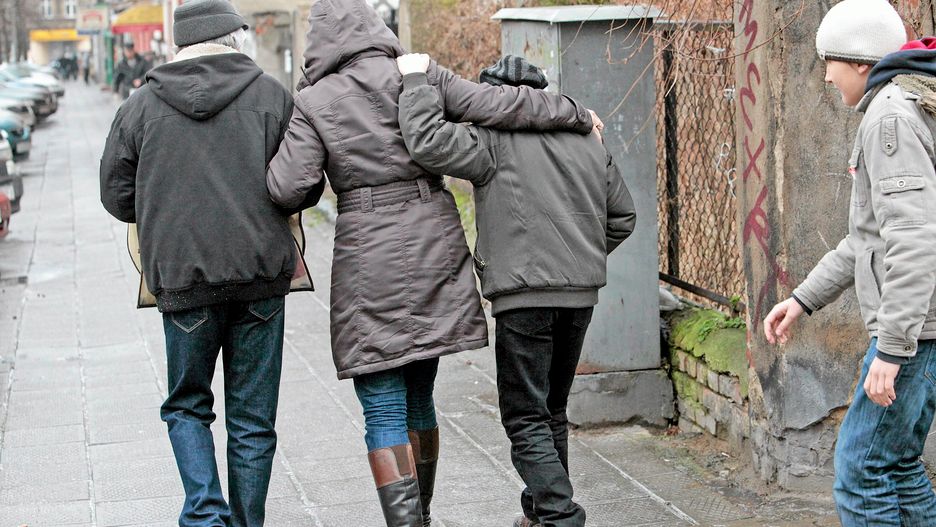 W całym kraju musimy uważać na śliskie chodniki i drogi