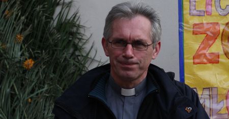 Ksiądz w czasie kolędy nie chciał pieniędzy. Zamiast tego dawał wiernym prezenty