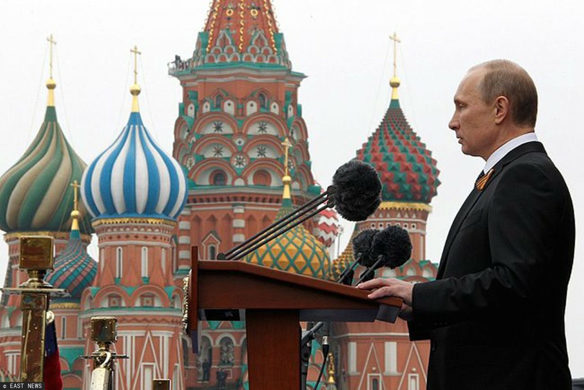 "Nieprzewidywalna sytuacja". USA i Londyn apelują do obywateli w Rosji
