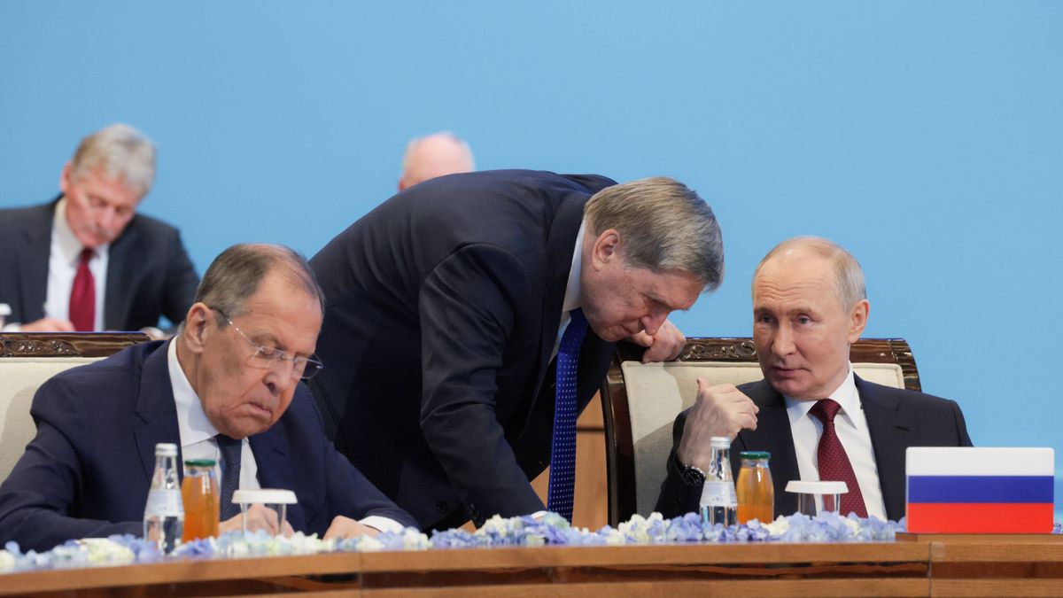 Siergiej Ławrow, Iwan Uszakow, Władimir Putin