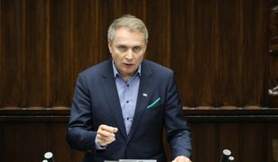 Pilne spotkanie ministra z kierownictwem KOWR. Smolarz domaga się zwrotu działki pod CPK