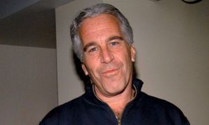 Kim był Janusz Banasiak - Polak, który zarządzał administracją Jeffrey’a Epsteina i był DRUGI w jego hierarchii?